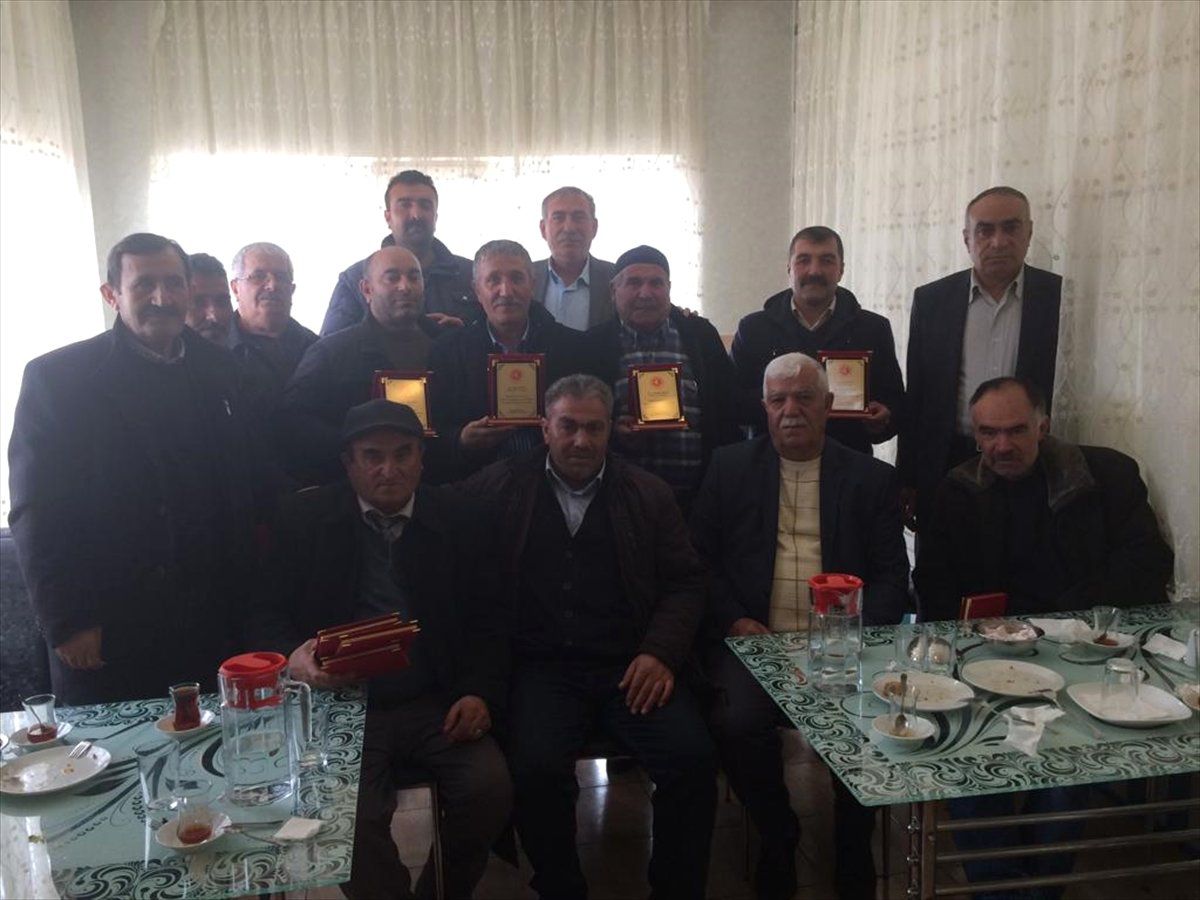 Ulaş\'ta Eski Muhtarlara Veda Yemeği