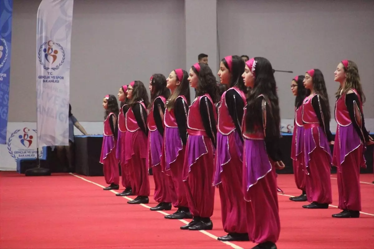 23 Nisan Ulusal Egemenlik ve Çocuk Bayramı Kutlanıyor