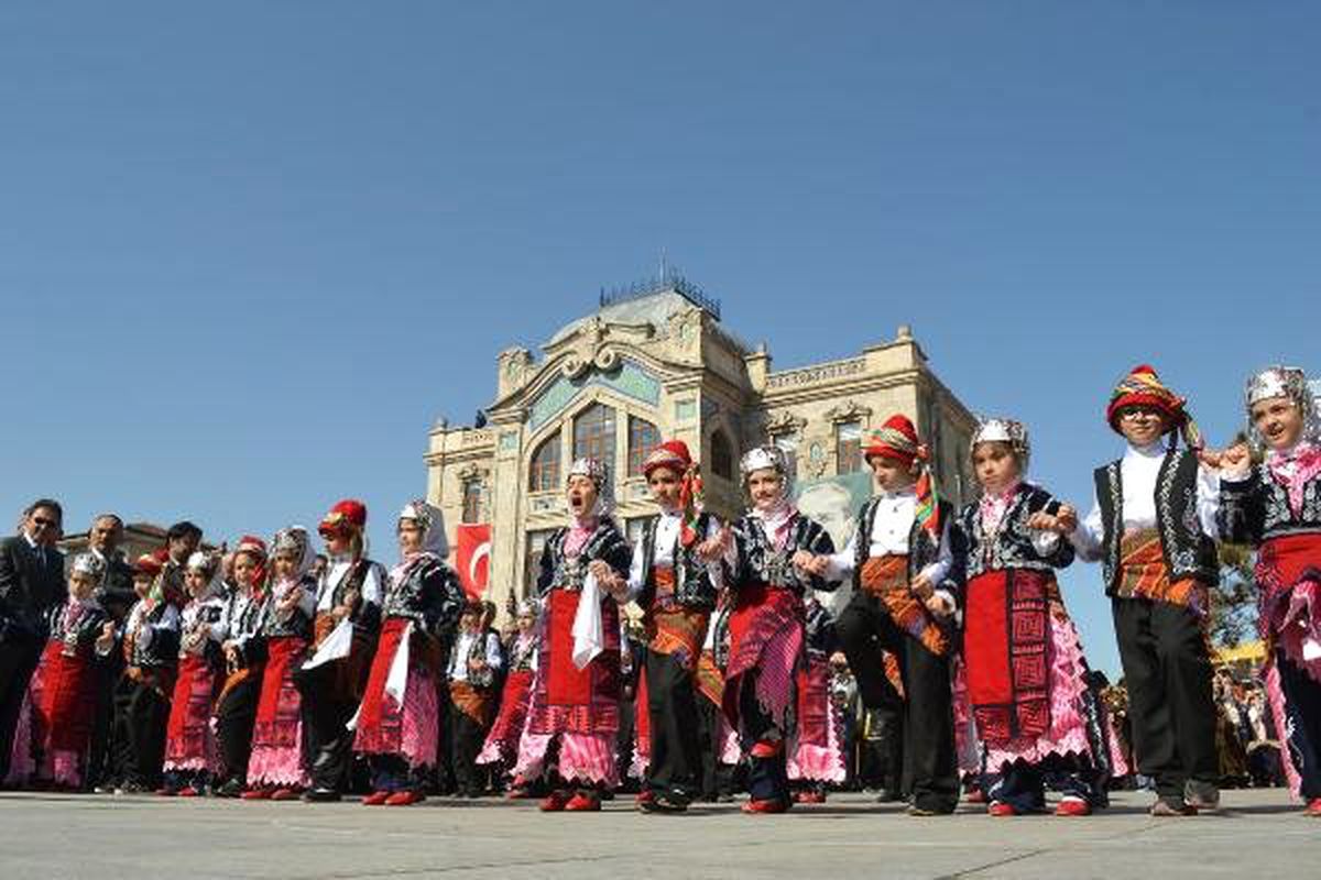 Aksaray\'da 23 Nisan Coşkusu