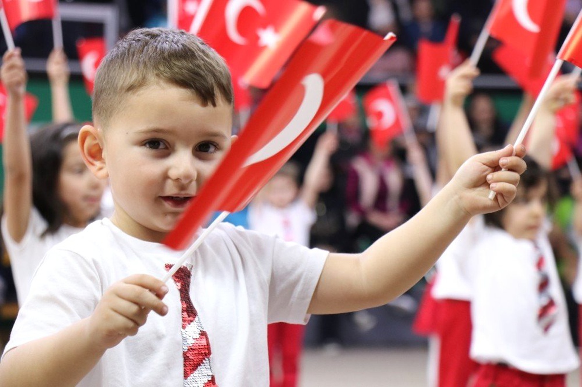 Ampute Futbol Takımı 23 Nisan Kutlamalarına Damga Vurdu