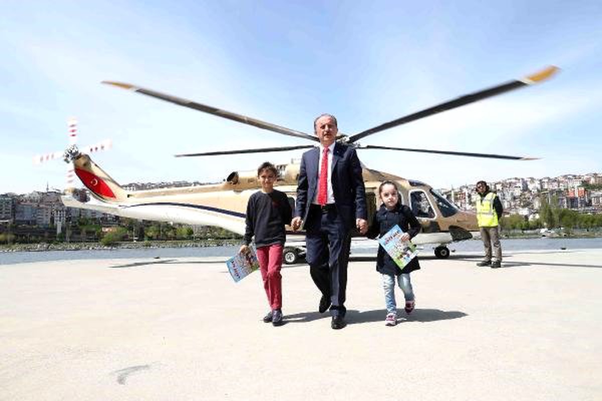 Bağcılarlı 23 Öğrenci Helikopterle İstanbul Turu Yaptı