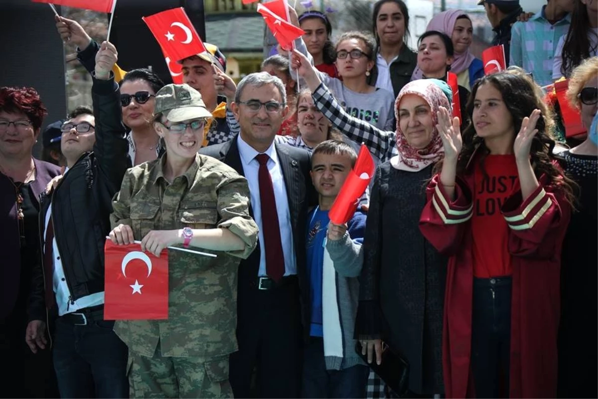 Başkan Alim Işık, Özel Öğrencilerle Bir Araya Geldi