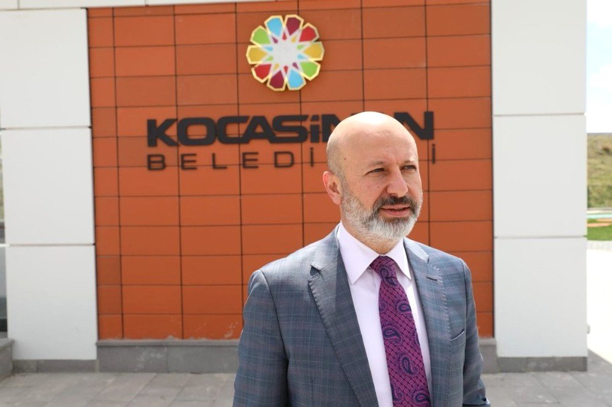 Başkan Çolakbayrakdar, "Kayseri\'nin Sosyal Hayatına Canlılık Katıyoruz"