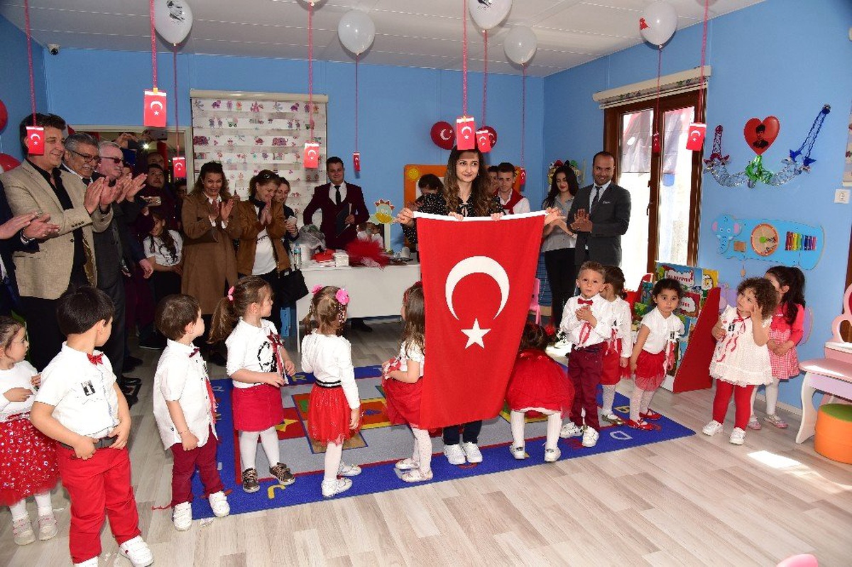 Çocuklar Kendi Bayramlarında Gönüllerince Eğlendi
