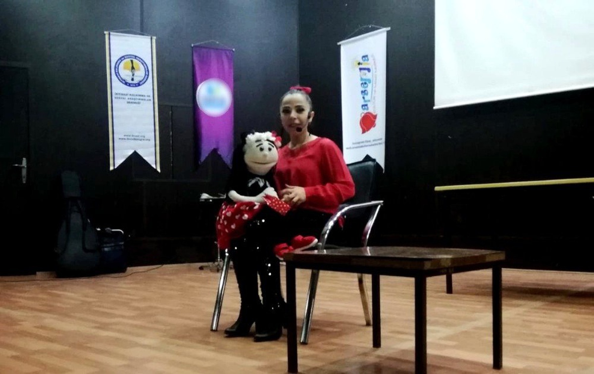 Çocuklar Kuklamanya Etkinliği ile Eğlendi