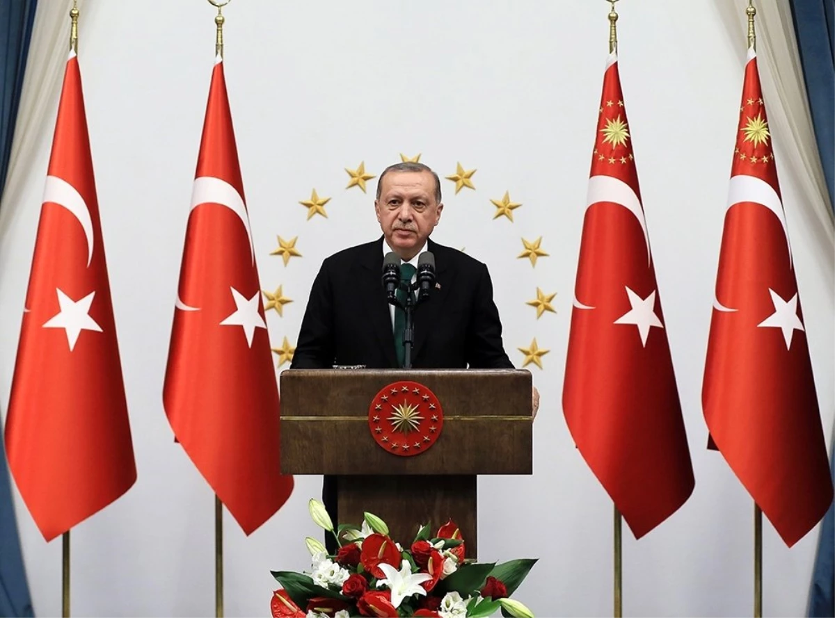 Cumhurbaşkanı Erdoğan: "Dünyayı Güzelleştiren Yegane Şey Çocukların Tebessümüdür"