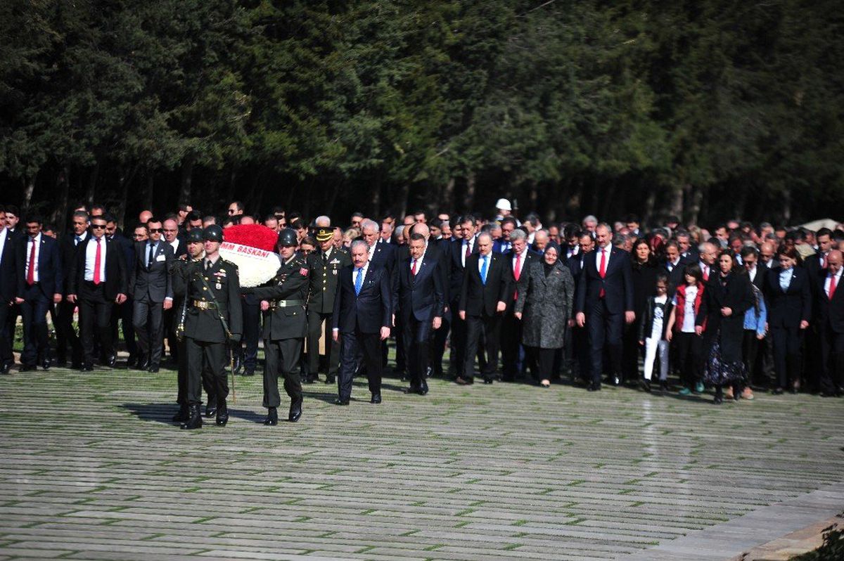 Devlet Erkanı, Anıtkabir\'i Ziyaret Etti
