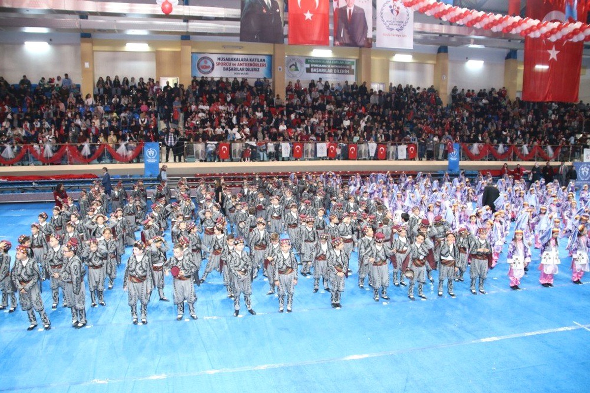Düzce\'de 23 Nisan Coşku ile Kutlandı