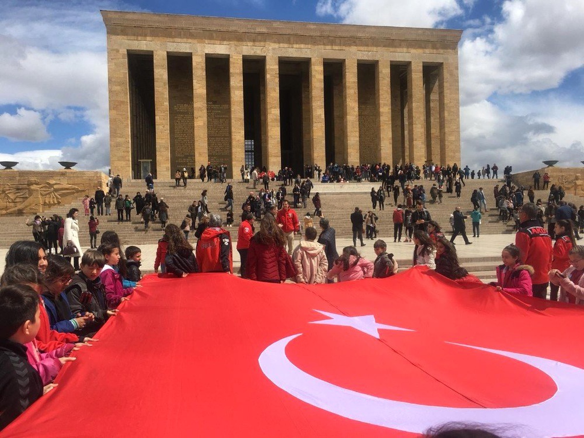 Eskişehirli Miniklerden Anıtkabir\'e Ziyaret