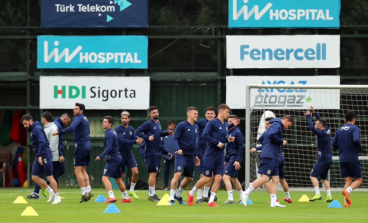 Fenerbahçe\'de Trabzonspor Maçı Hazırlıkları