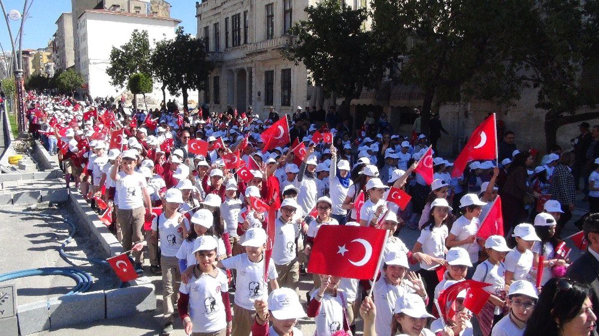 Hatay\'da 23 Nisan Kutlamaları