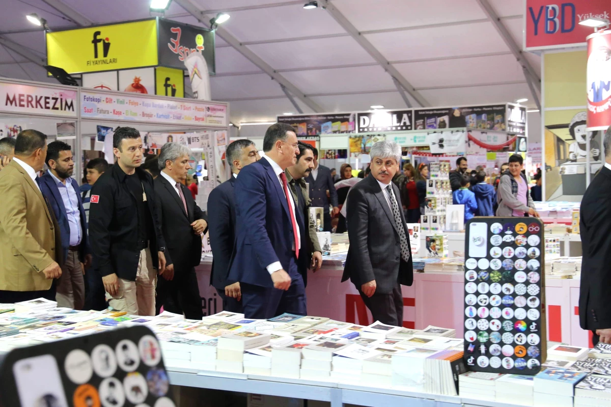 Hatay Kitap Fuarına Büyük İlgi