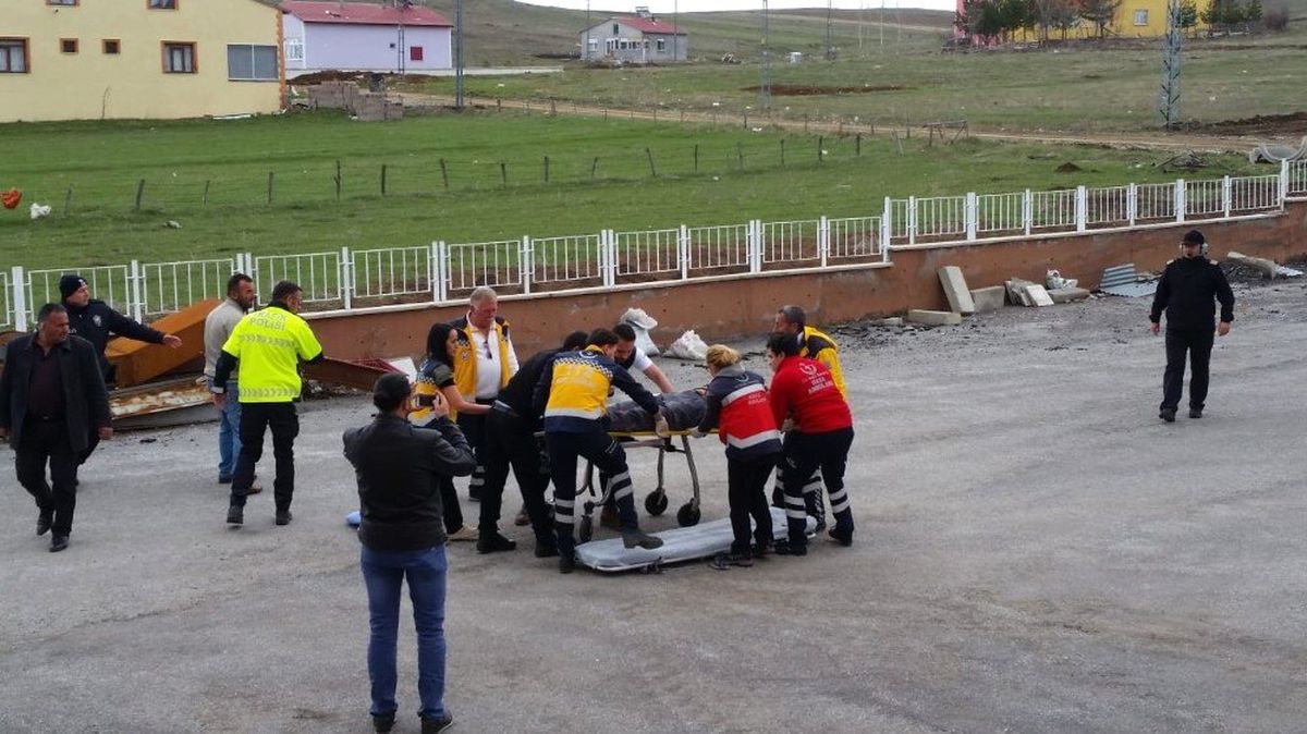 Hava Ambulansı Hayat Kurtardı