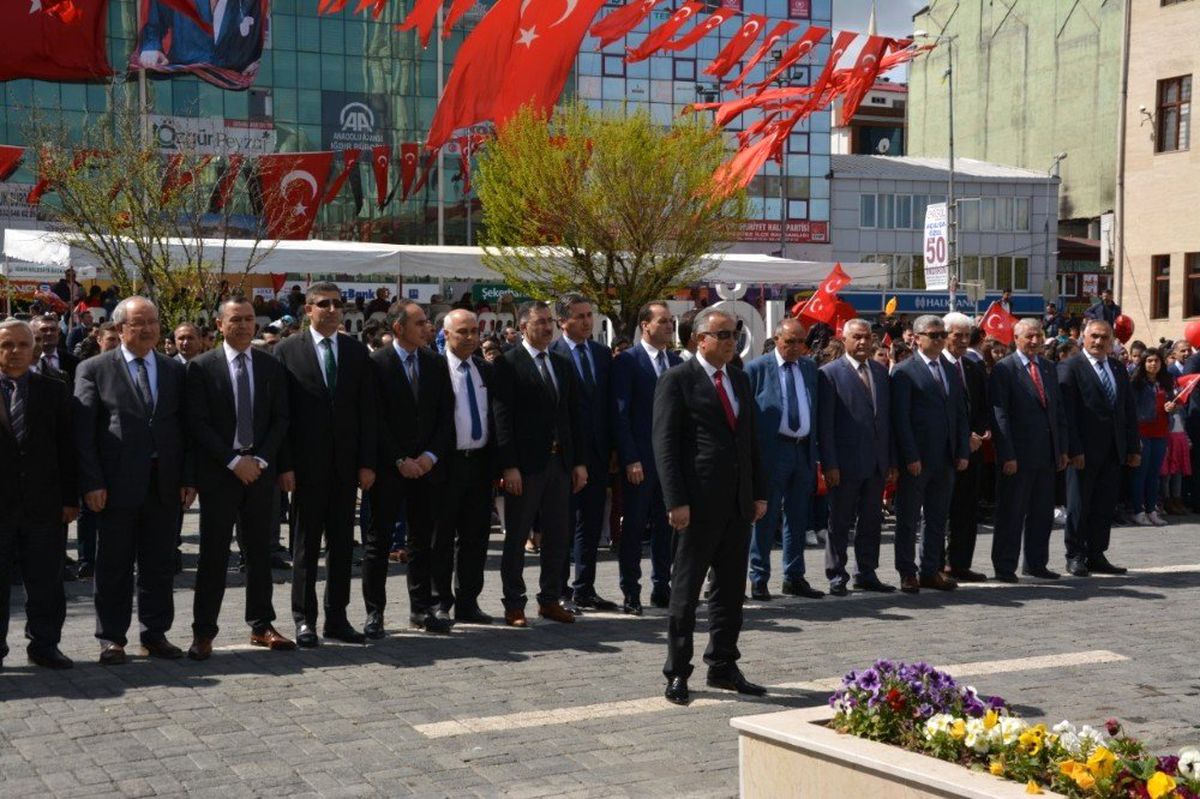 Iğdır\'da 23 Nisan Coşkusu