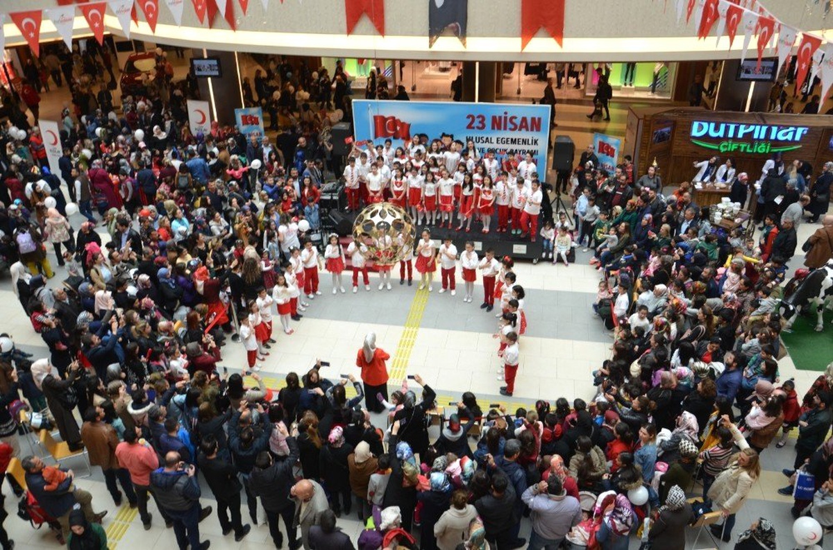 Malatya Park\'ta 23 Nisan Etkinliği