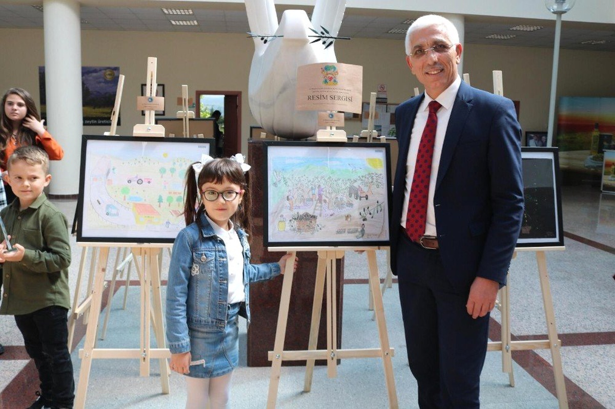 Minik Ressamların Zeytin Ağacı Sevgisi