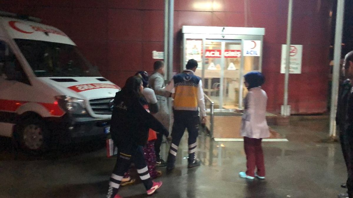 Ordu\'da Binada Elektrik Panosu Patladı 9 Kişi Dumandan Etkilendi