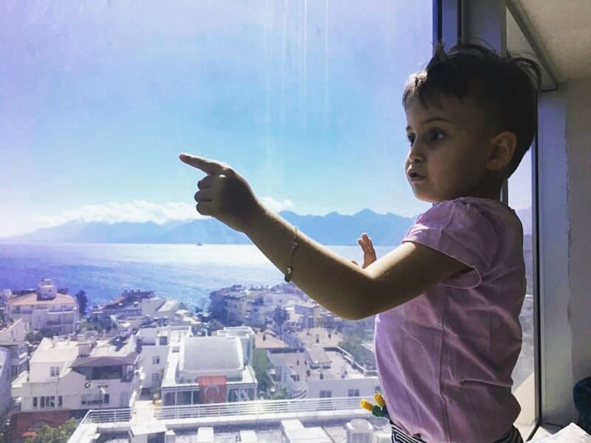 Öykü Arin\'in Annesinden Kemoterapi Haberlerine Sitem