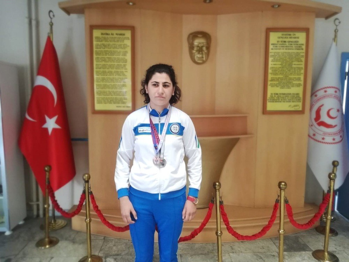 Özel Öğrenci Atletizm Yarışlarında 2 Madalya Birden Aldı