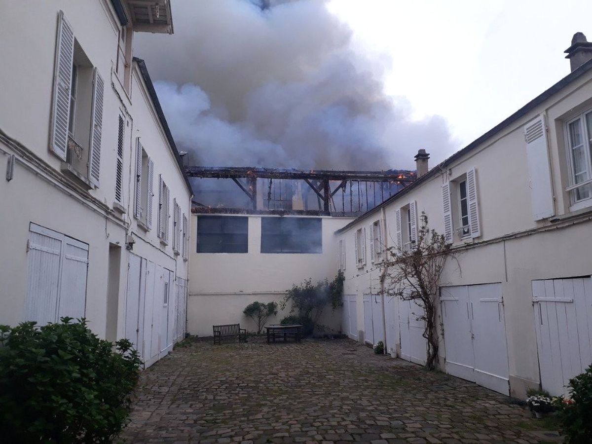 Paris\'te Korkutan Yangın