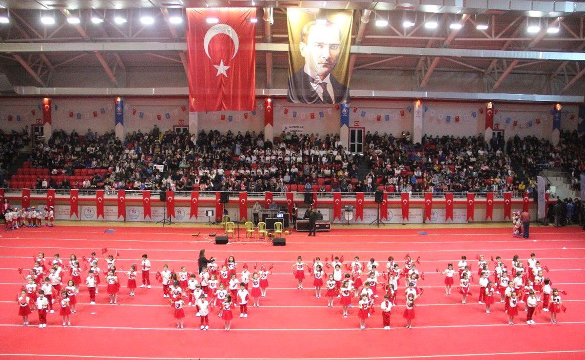 Samsun\'da 23 Nisan Coşkusu
