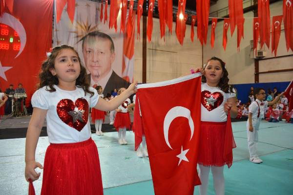 Sinop\'ta 23 Nisan Kutlaması