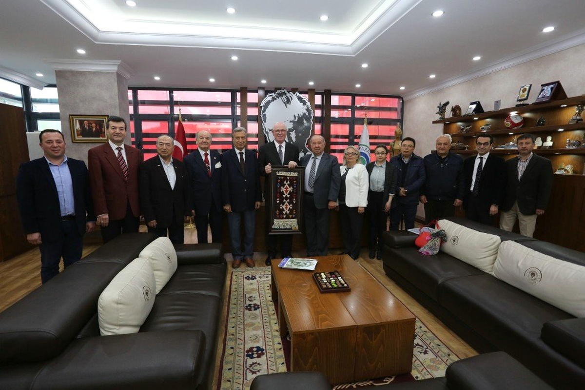 Sivrihisarlılardan Odunpazarı ve Başkan Kurt\'a Övgü