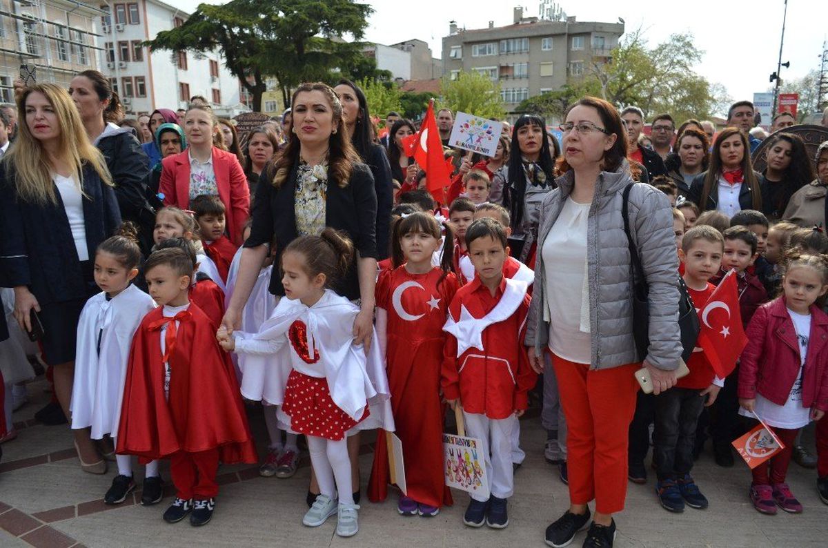 Tekirdağ\'da 23 Nisan Kutlamaları Başladı