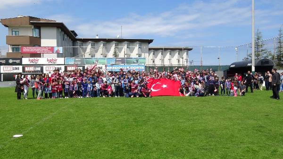 Trabzonspor, Fenerbahçe Maçının Hazırlıklarını Sürdürdü