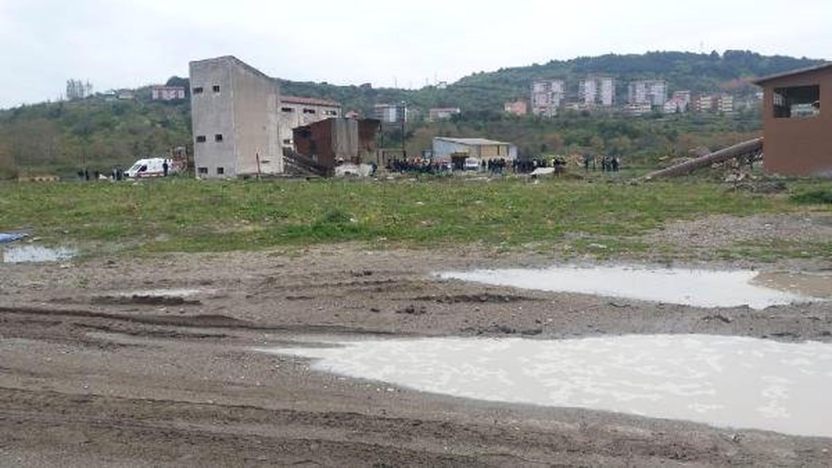 Tuğla Fabrikasında Toprağın Altında Kalan İşçi Öldü
