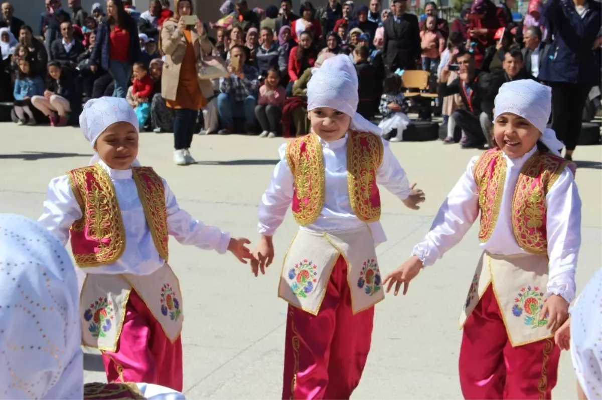 Yeni Açılan Okulda İlk 23 Nisan Heyecanı