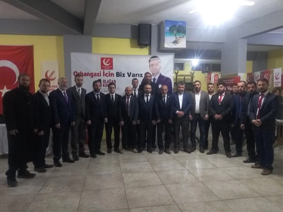 Yeniden Refah\'ın İlk Kongresinde Ahmet Yavuz\'a Güven Oyu