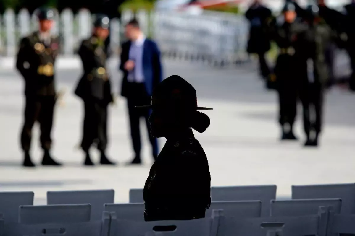 Bakan Ersoy: "Bugün Dünyada Hızla Yayılan Irkçılık ve İslamofobiye En Anlamlı Cevap Bu Topraklarda...