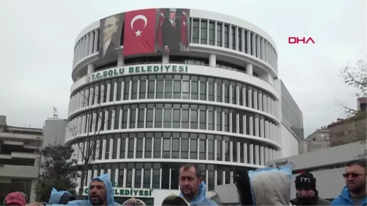 Bolu Belediyesi\'nden Çıkarılan İşçilerden Eylem