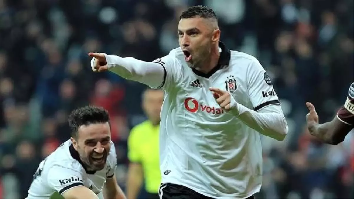 Burak Yılmaz, İki Takımı Geride Bıraktı