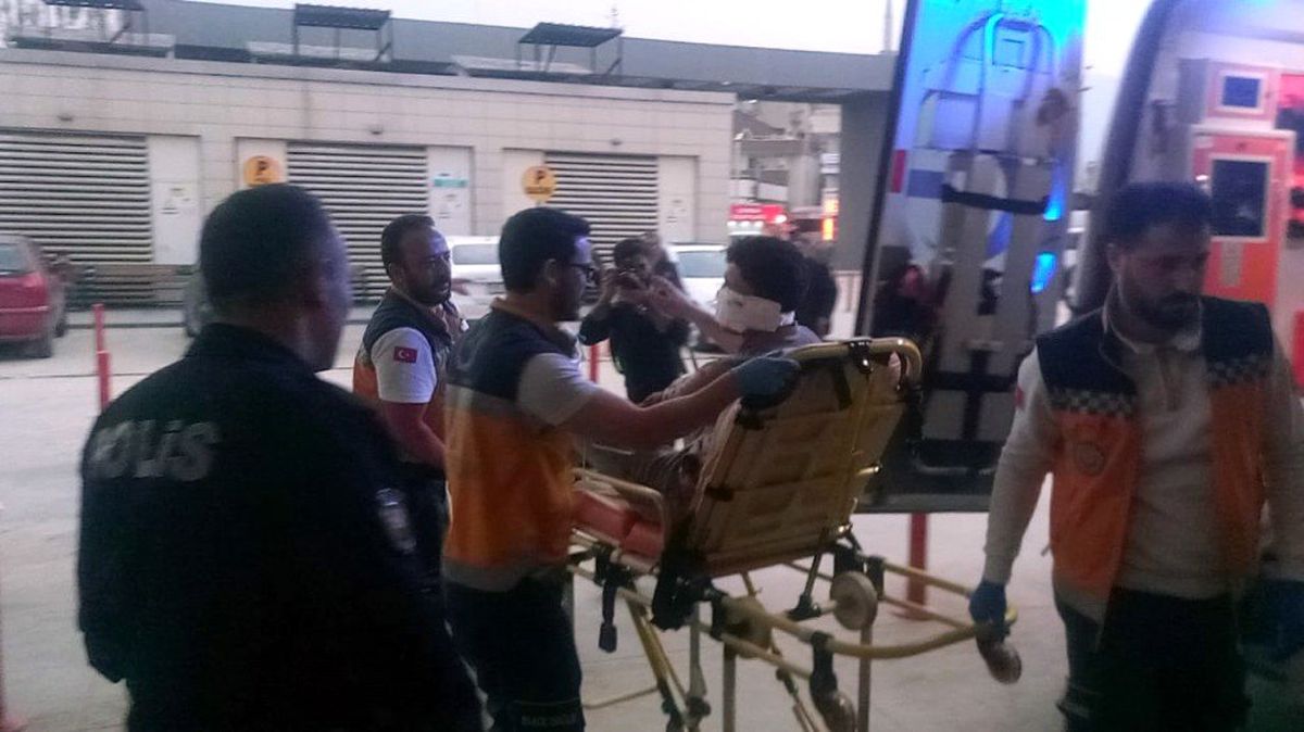 Bursa\'da Falçatalı Kavga: 1 Yaralı