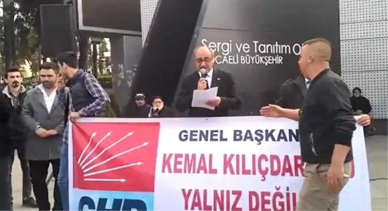 CHP\'lilerin Basın Açıklamasına Tepki Gösterdi