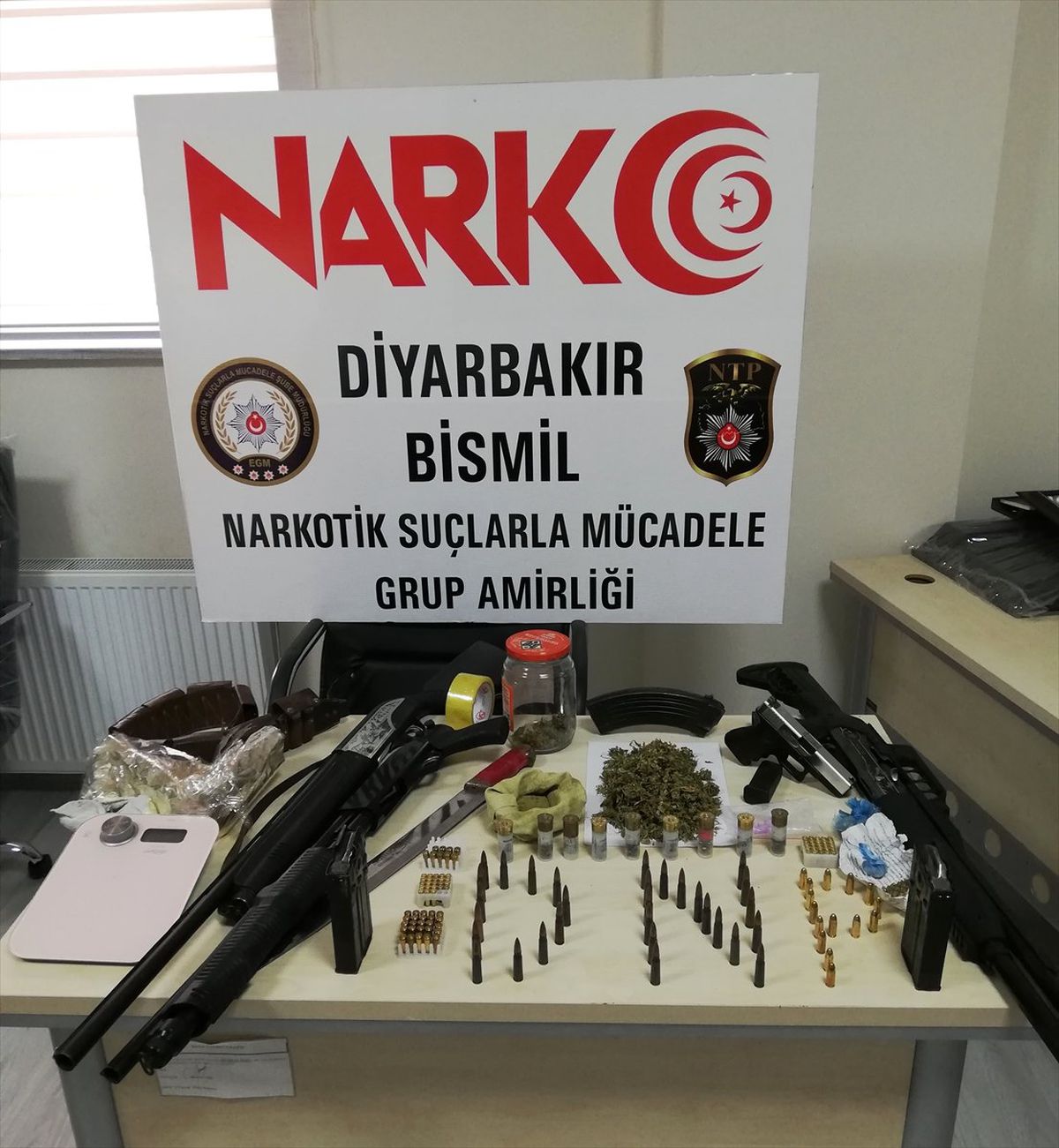 Diyarbakır\'da Uyuşturucu Operasyonu