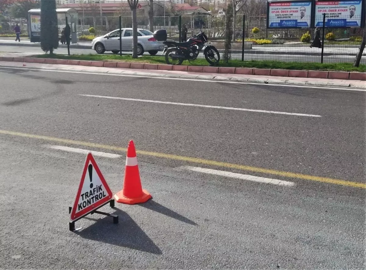 Elazığ\'da Trafik Kazası: 2 Yaralı