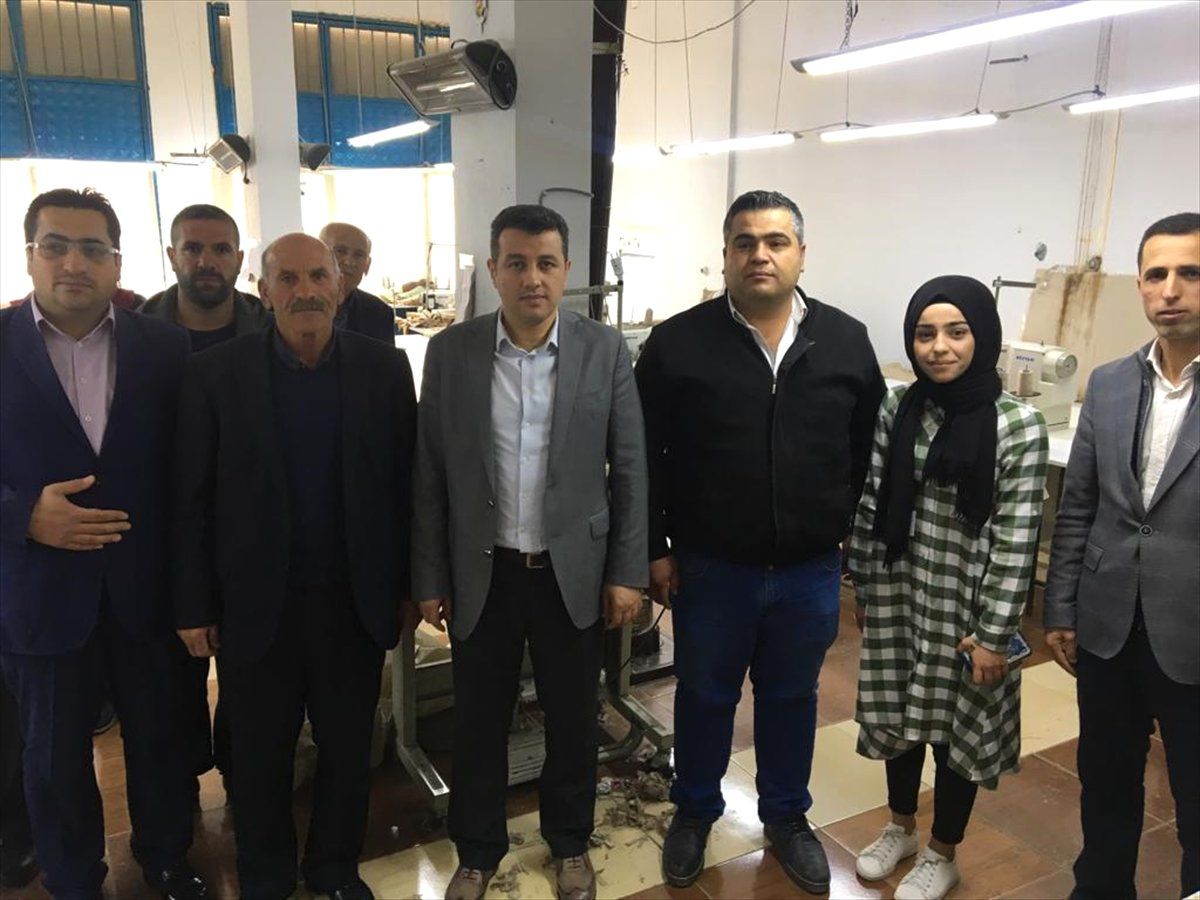 Gercüş Kaymakamı Şekerci\'den Tekstil Atölyesine Ziyaret