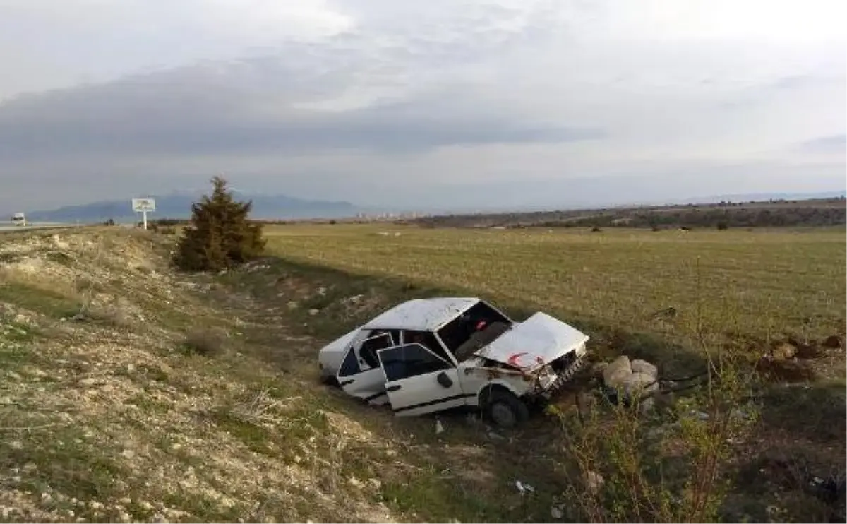 Hastane Yolunda Kaza: 5 Yaralı