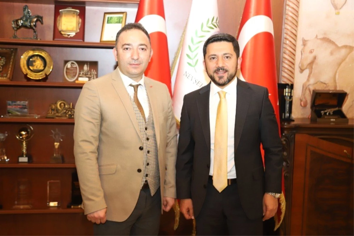 İha Kayseri Bölge Müdürü Atakan, Belediye Başkanı Arı\'yı Ziyaret Etti