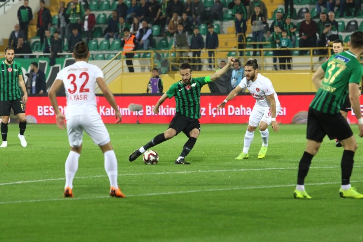 İlk Yarıda Tek Gol Var