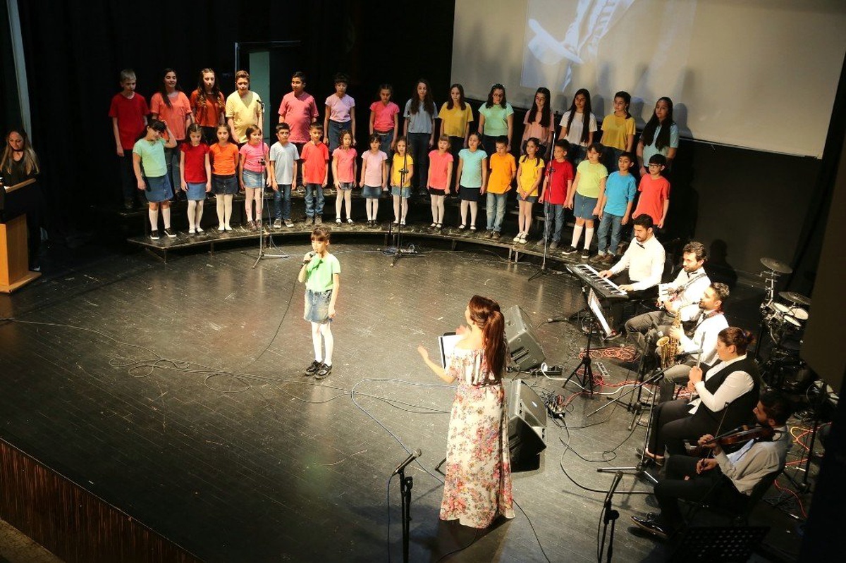 Odunpazarı\'nda 23 Nisan Coşkusu Sürüyor