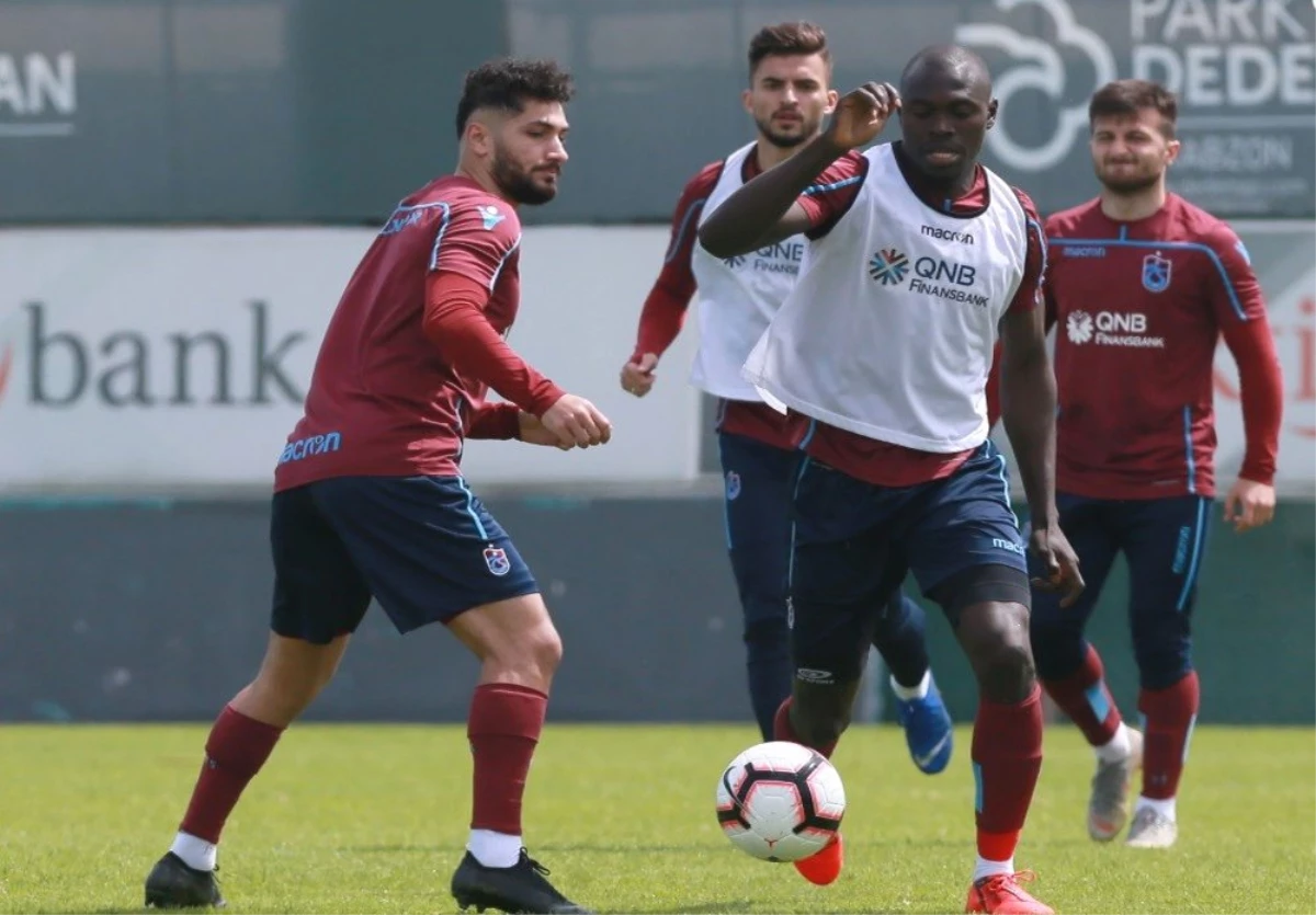Trabzonspor, Fenerbahçe\'yi Yıkacak Plan Üzerinde Çalışıyor