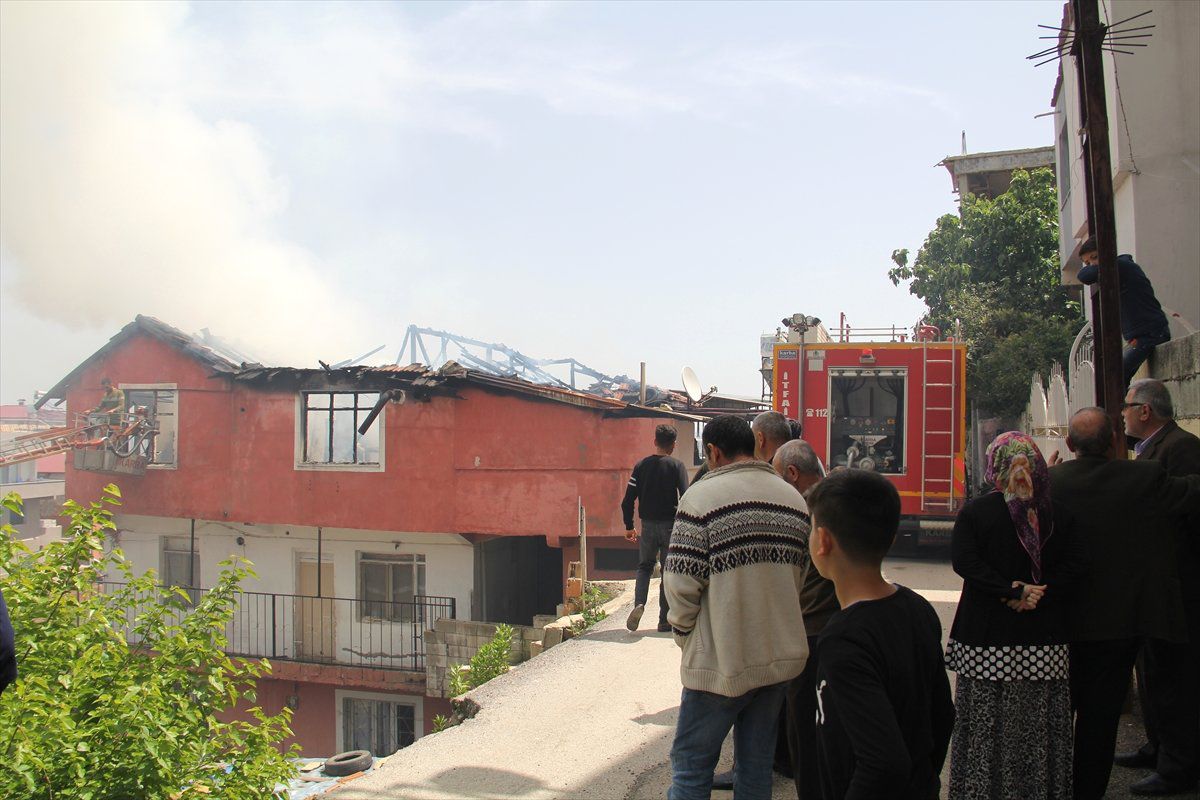 Yangında Mahsur Kalan Kişiyi İtfaiye Kurtardı