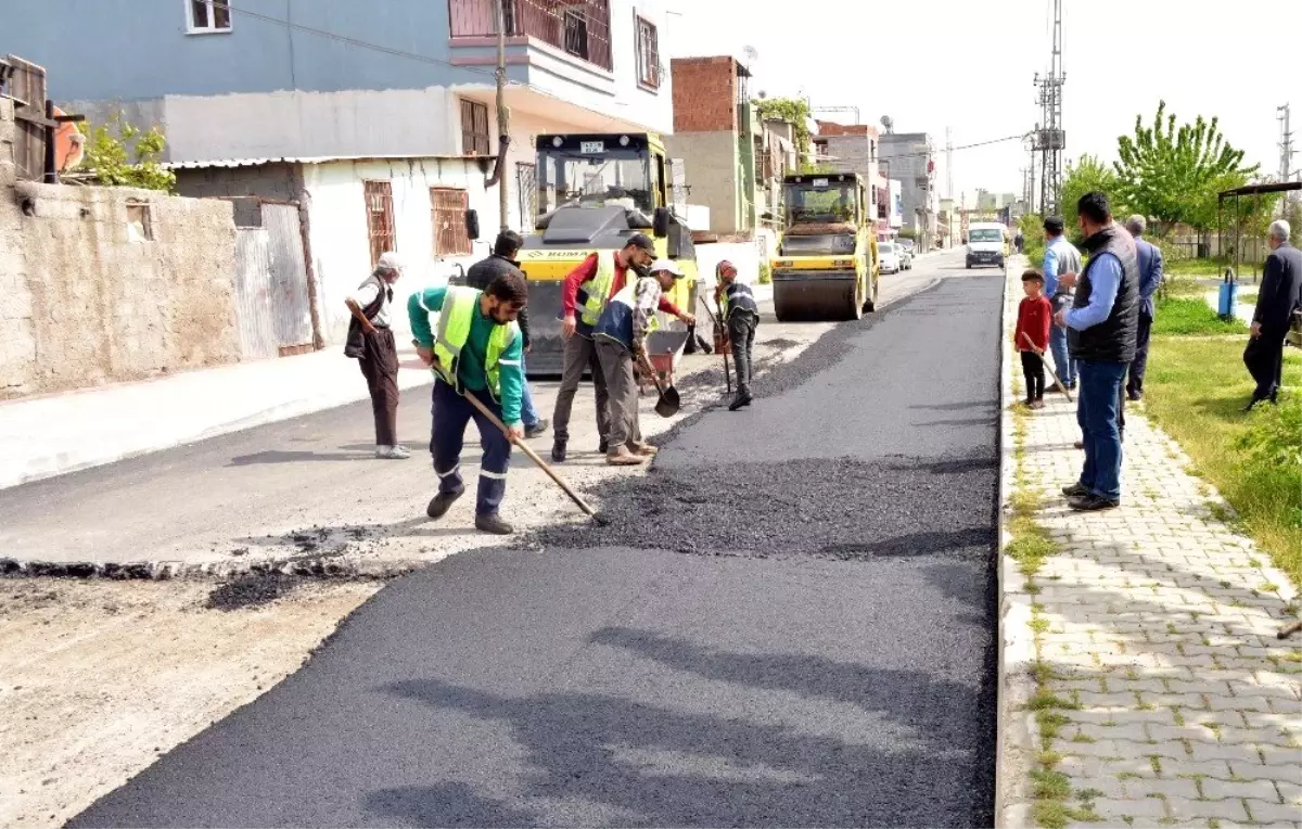 Akdeniz\'in Fen İşleri Ekipleri Aralıksız Çalışıyor