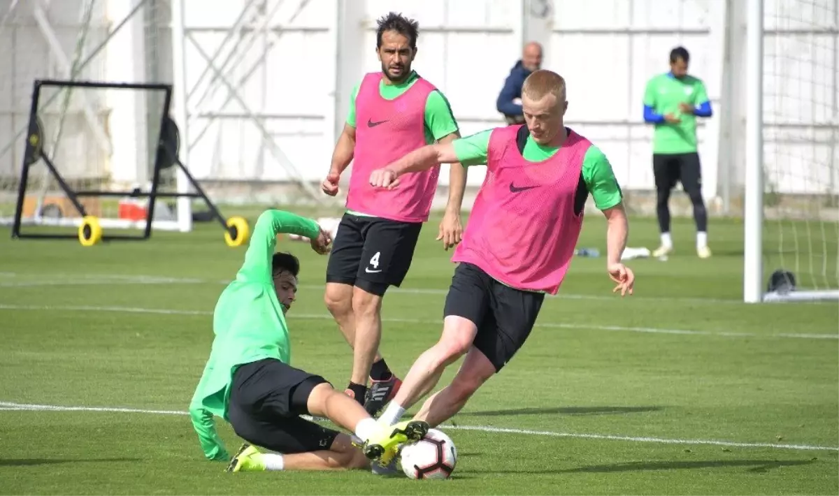 Atiker Konyaspor, Galatasaray Maçının Hazırlıklarını Sürdürdü