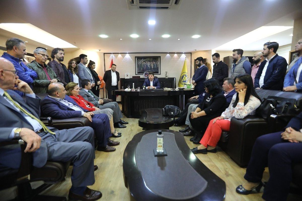 CHP İzmir İl Teşkilatı\'ndan Kılıç\'a Tebrik Ziyareti