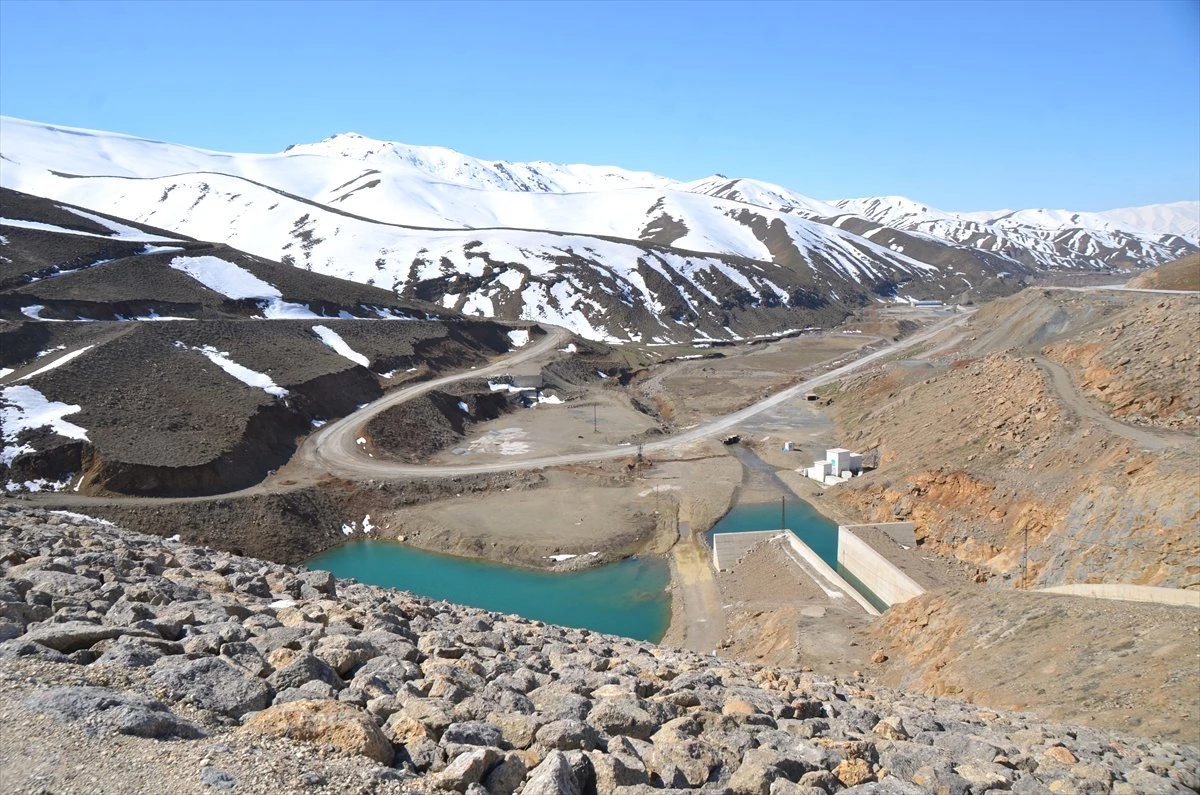 Dilimli Barajı\'nda Su Tahliyesine Başlandı